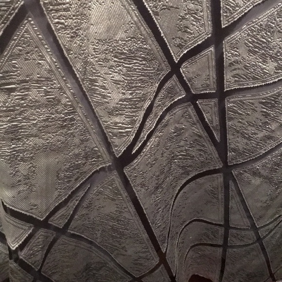 Silver gown NWOT- negotiable - Picture 7 of 7